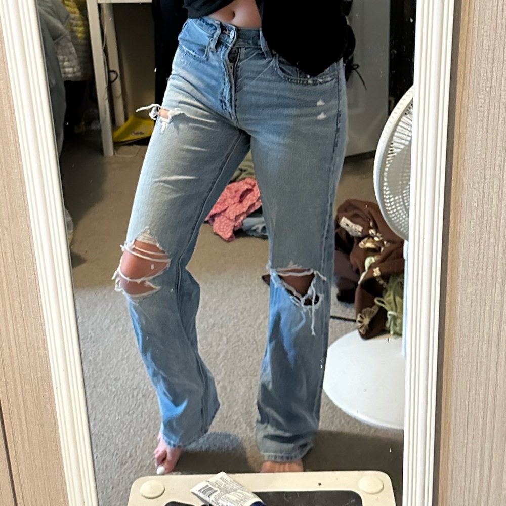 American eagle low rise baggy jeans